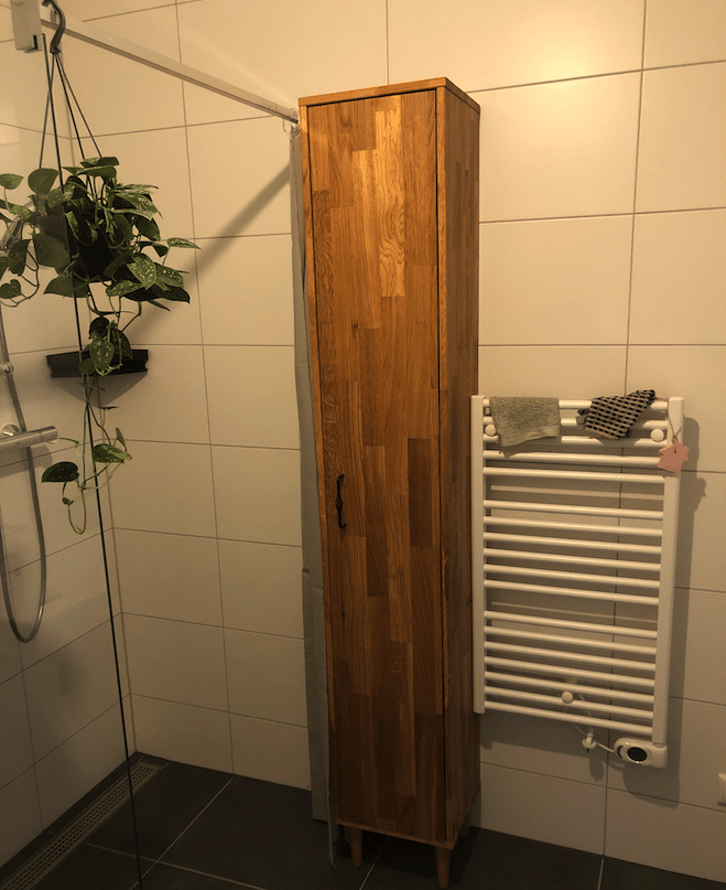 hout in de badkamer
