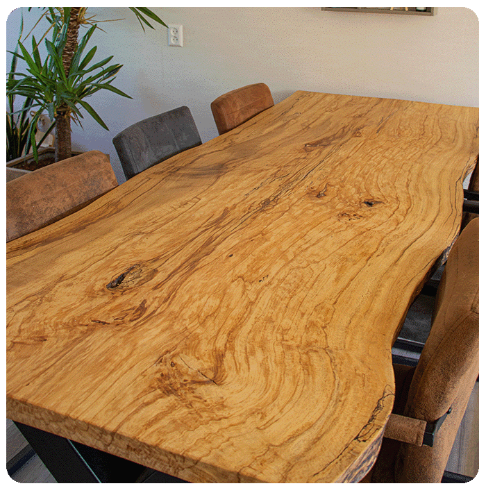 Wetlook-houten-tafel